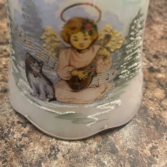 Fenton Bell - Picture 4 of 4